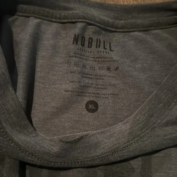 NOBULL Men's Gray Camouflage Long Sleeve Tee - Picture 2 of 3